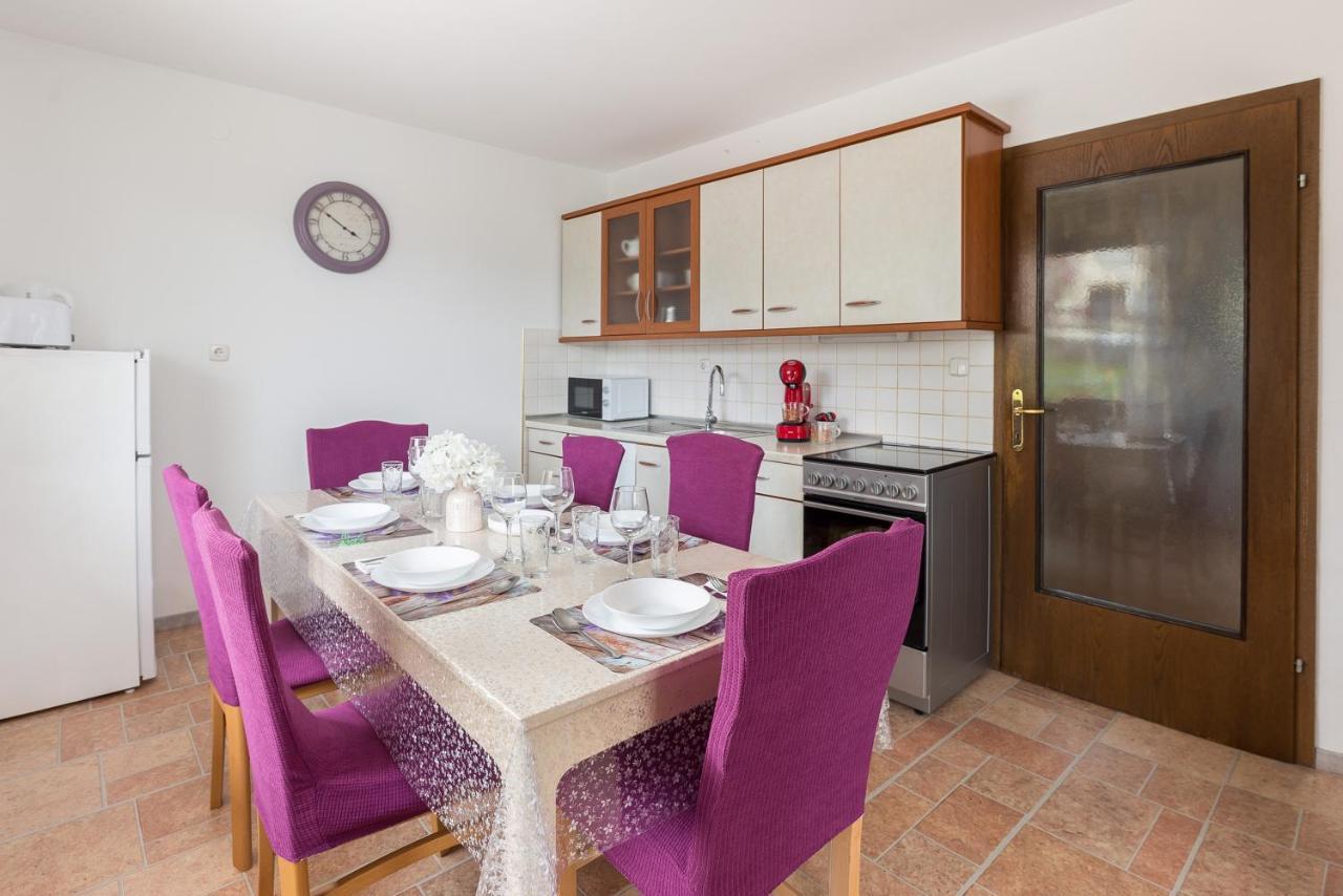 Apartment Valy - Free Bikes, Relaxing Terrace & Near Bled Exteriör bild