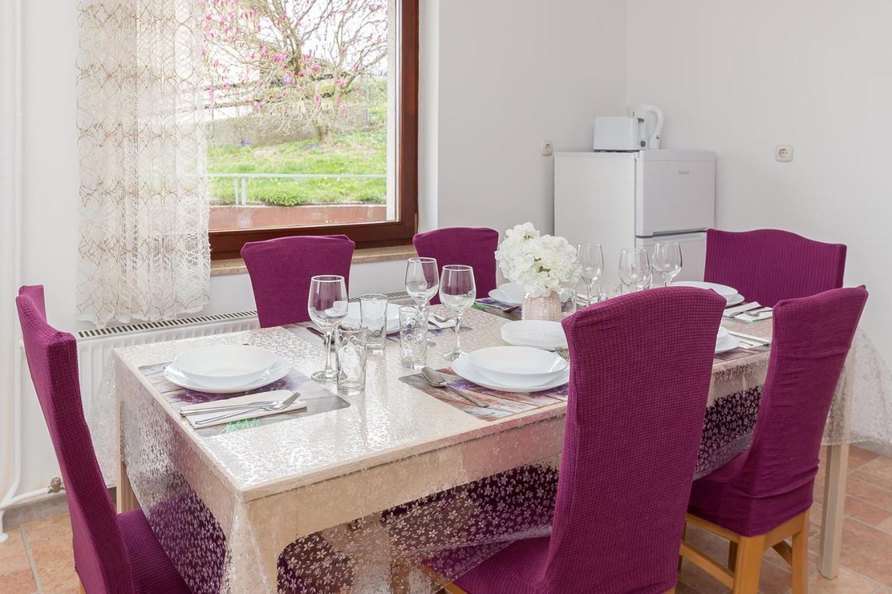 Apartment Valy - Free Bikes, Relaxing Terrace & Near Bled Exteriör bild